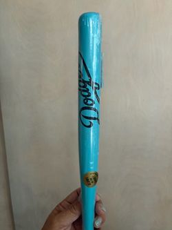 Dodgers Star Wars Light Saber Bat