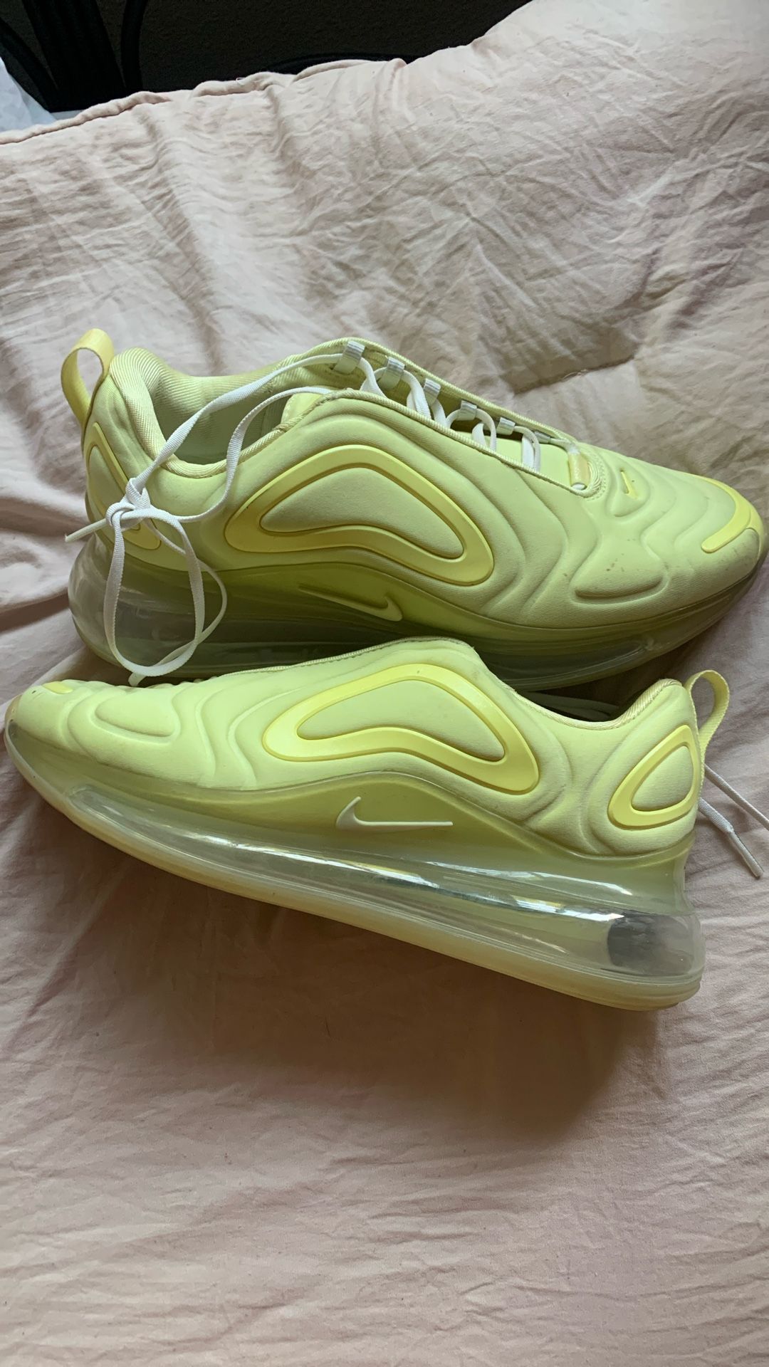 Nike Air Max 720 SE Yellow