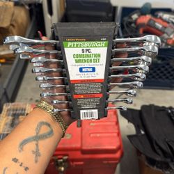 Pittsburgh 9pc combination wrench set