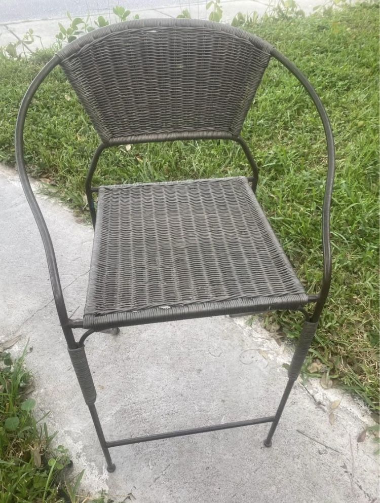 Vintage Mid Century Modern Hairpin , Hoop Wicker Wrought Iron Barstools