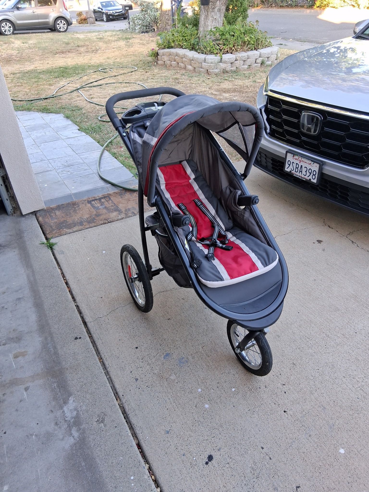 Stroller 