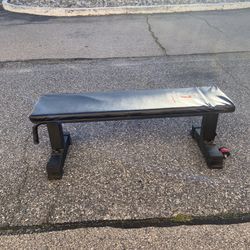 Titan Fitness Flat bench 