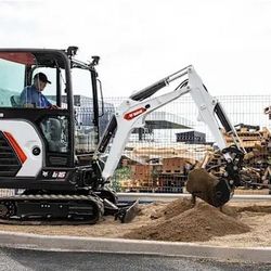 Brand New OEM Wacker Neuson Bucket Cylinder E16 CC40