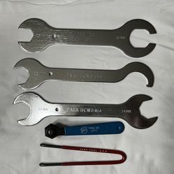 Park Tools, Total Of 5. HCW3, HCW5, HCW8, CCP-1,  Spanner Tool