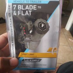 7 Blade To 4 Flat Towing Connector