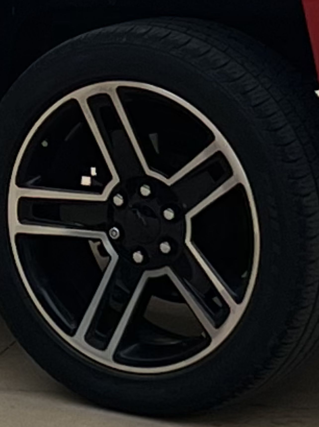 22” Factory Chevrolet Rims.