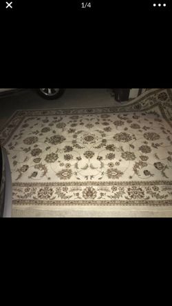 Natural Rug 10 by 7