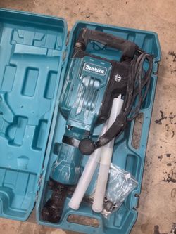 Makita jackhammer