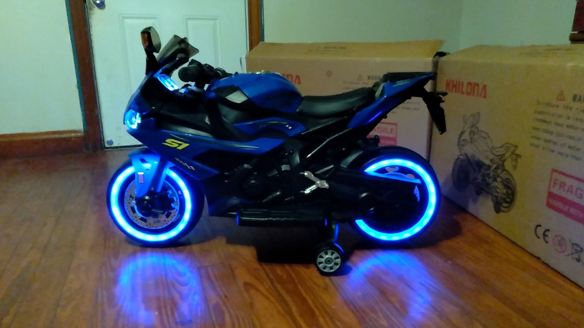 KIDS ELECTRIC MOTORCYCLE WITH BLUETOOTH GOING FAST!!!