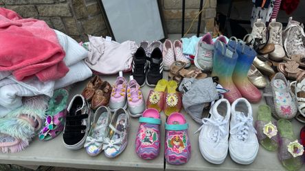 Girl Shoes 9-10c