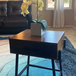 Rustic End Corner Coffee Table With Drawer