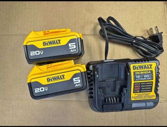 DEWALT 20v 2 5.0 batteries charger