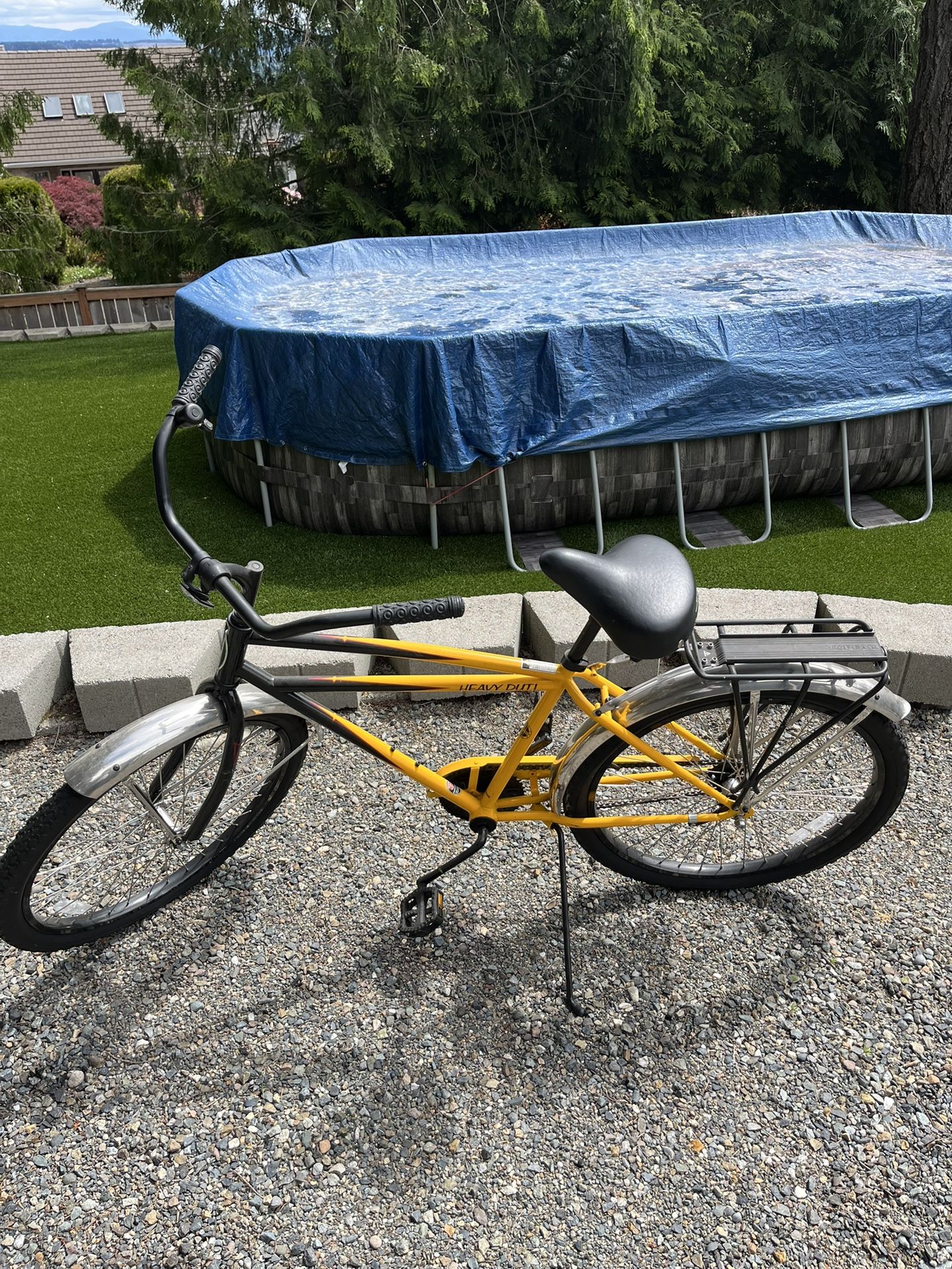 Schwinn Heavy Duty Beach Cruiser