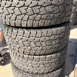 295/65r20 Toyo Tires En Excelentes Condiciones De Vida Las 4