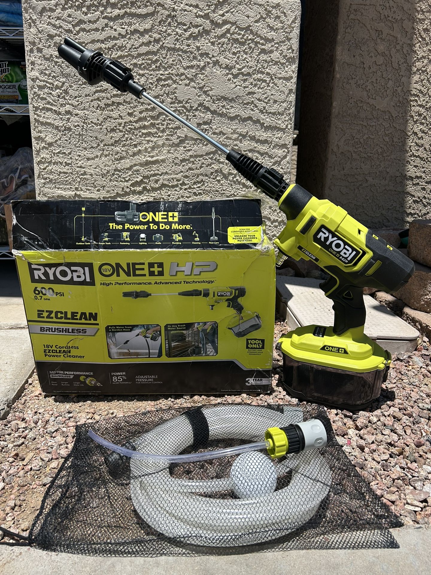 RYOBI ONE+ HP 18V Brushless EZClean 600 PSI 0.7 GPM Cordless Cold Water Power Cleaner (Tool Only)