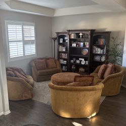 4 Piece Couch With Ottoman
