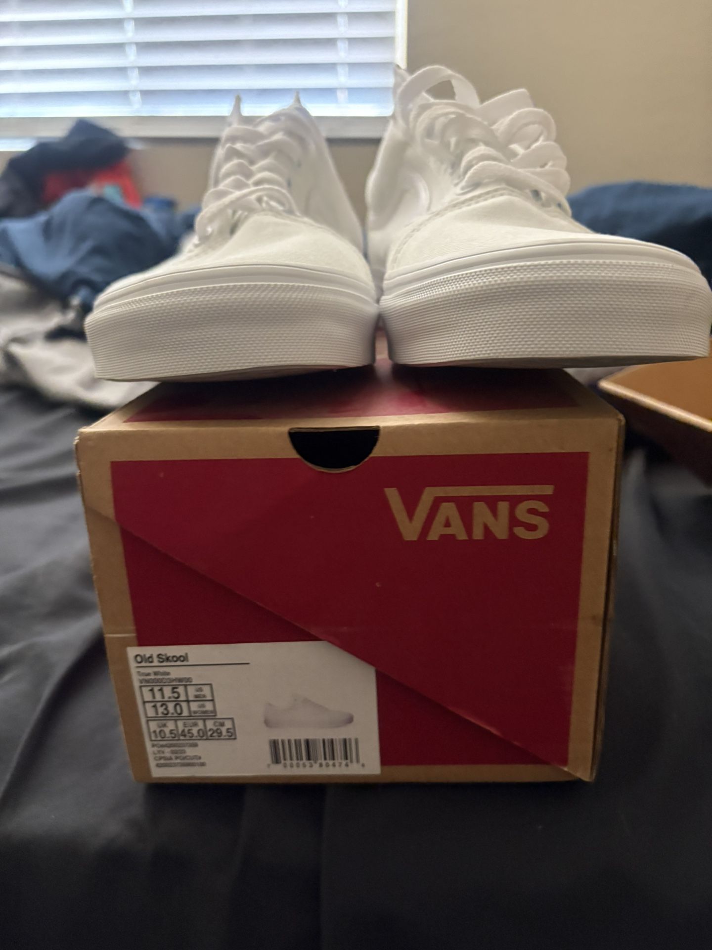 Vans 