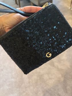 G black Clutch purse