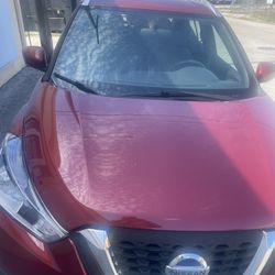 2019  Nissan Kicks 