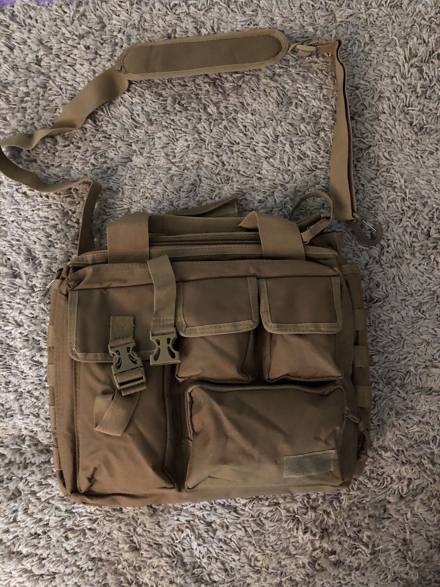 New shoulder messenger Bag