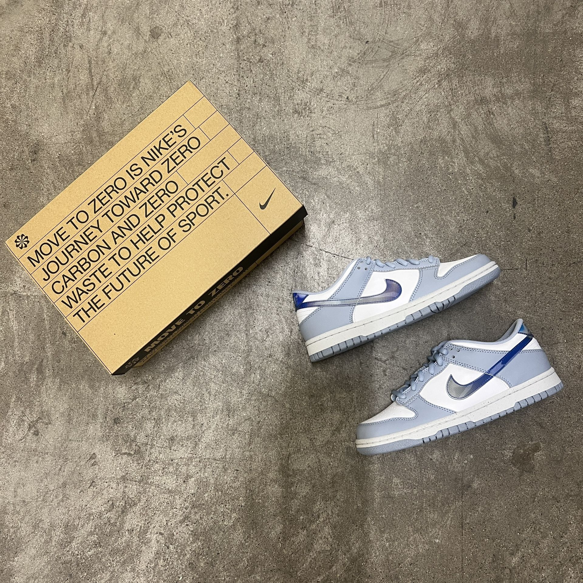 Dunk Low Next Nature Blue Whisper Iridescent - Juicy Sneakers