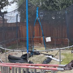 Huge Trampoline Plus New Net 