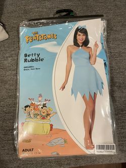 Betty costume