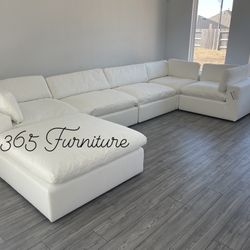 HUGE COUCH SECTIONAL