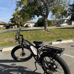 26‑inch Fat‑Tire E‑Bike | New in Box | $400