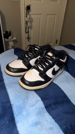 Nike Panda Dunks