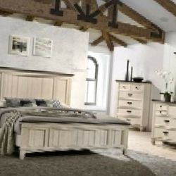 Q/K Bedroom set w/ FREE CHEST this week