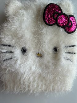 Hello Kitty hat