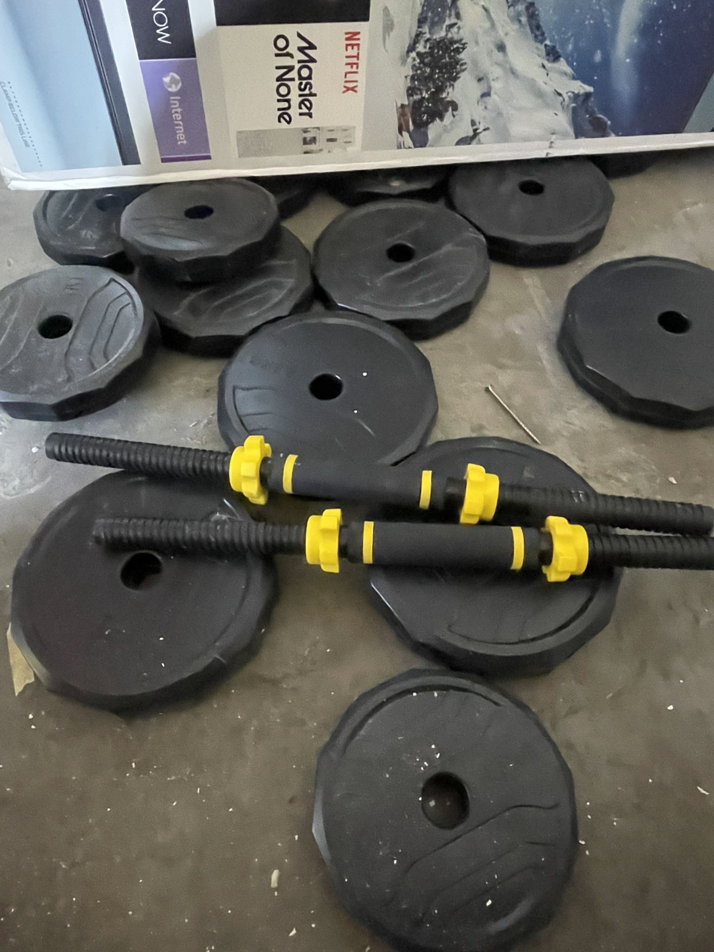 Adjustable Dumbbell Set