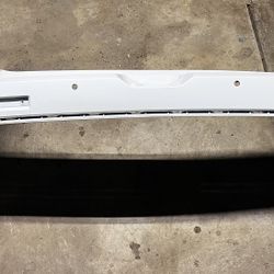 2020 2021 2022 2023 GMC Acadia Denali rear bumper ORIGINAL WHITE