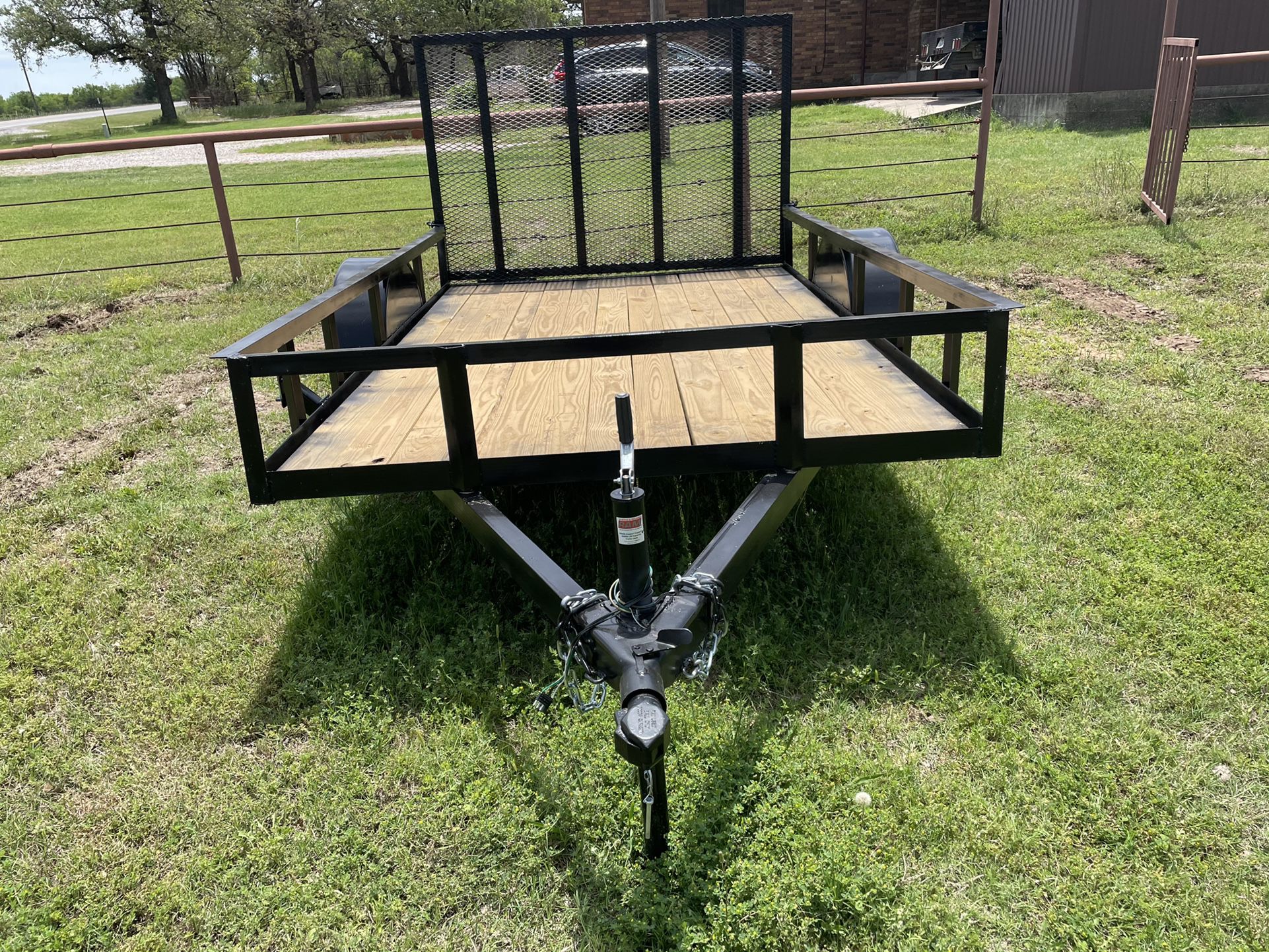 Photo NEW Shop Built 6x10 Single Axle Utility Trailer WRamp. 3500 LB Axle. Read Ad. No Title. $1295 Cash Firm. Cash Only. Meet For Pickup Only