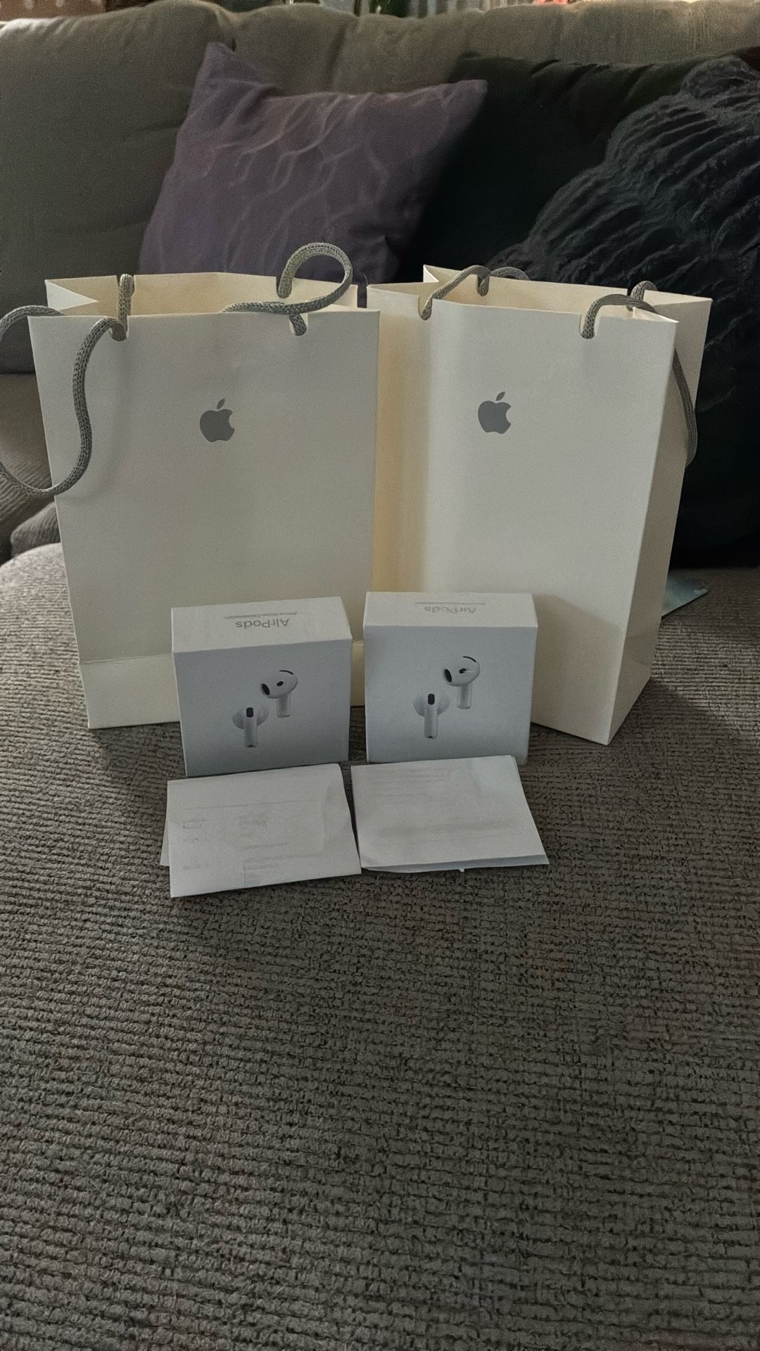 AirPod 4s Noise Cancellation