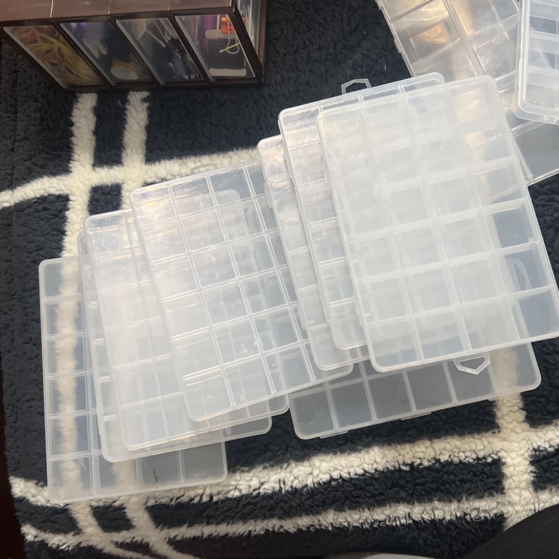 Crafts/beads Containers