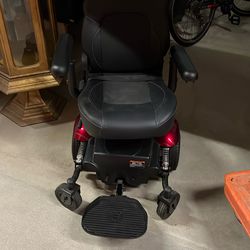 Merits Health P-322 Chair
