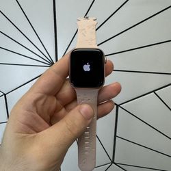 Apple Watch Rosegold 44mm GPS & Cellular Unlocked Excellent Condition