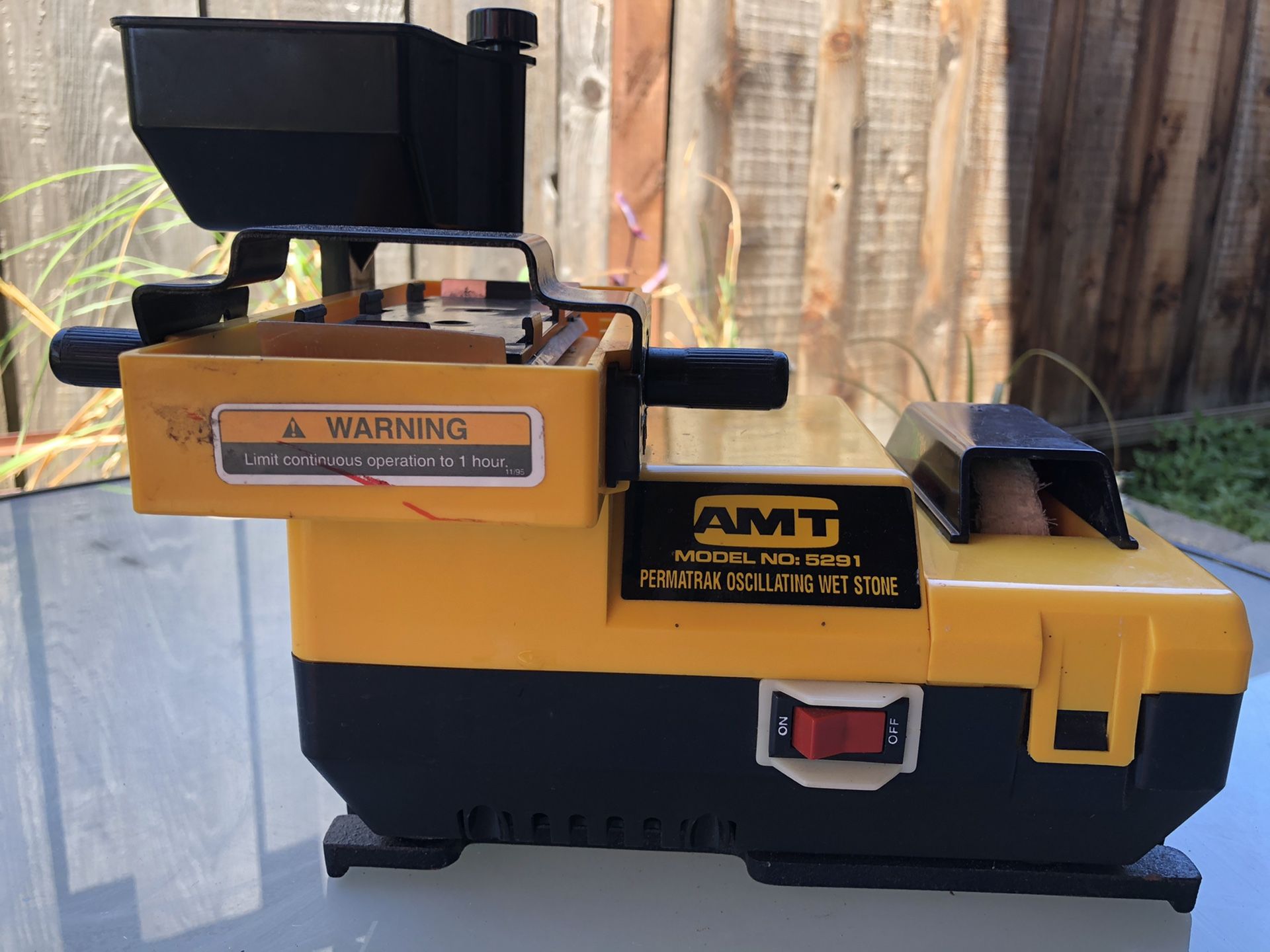 Permatrak Oscillating Wet Stone Model 5291 AMT knife sharpener