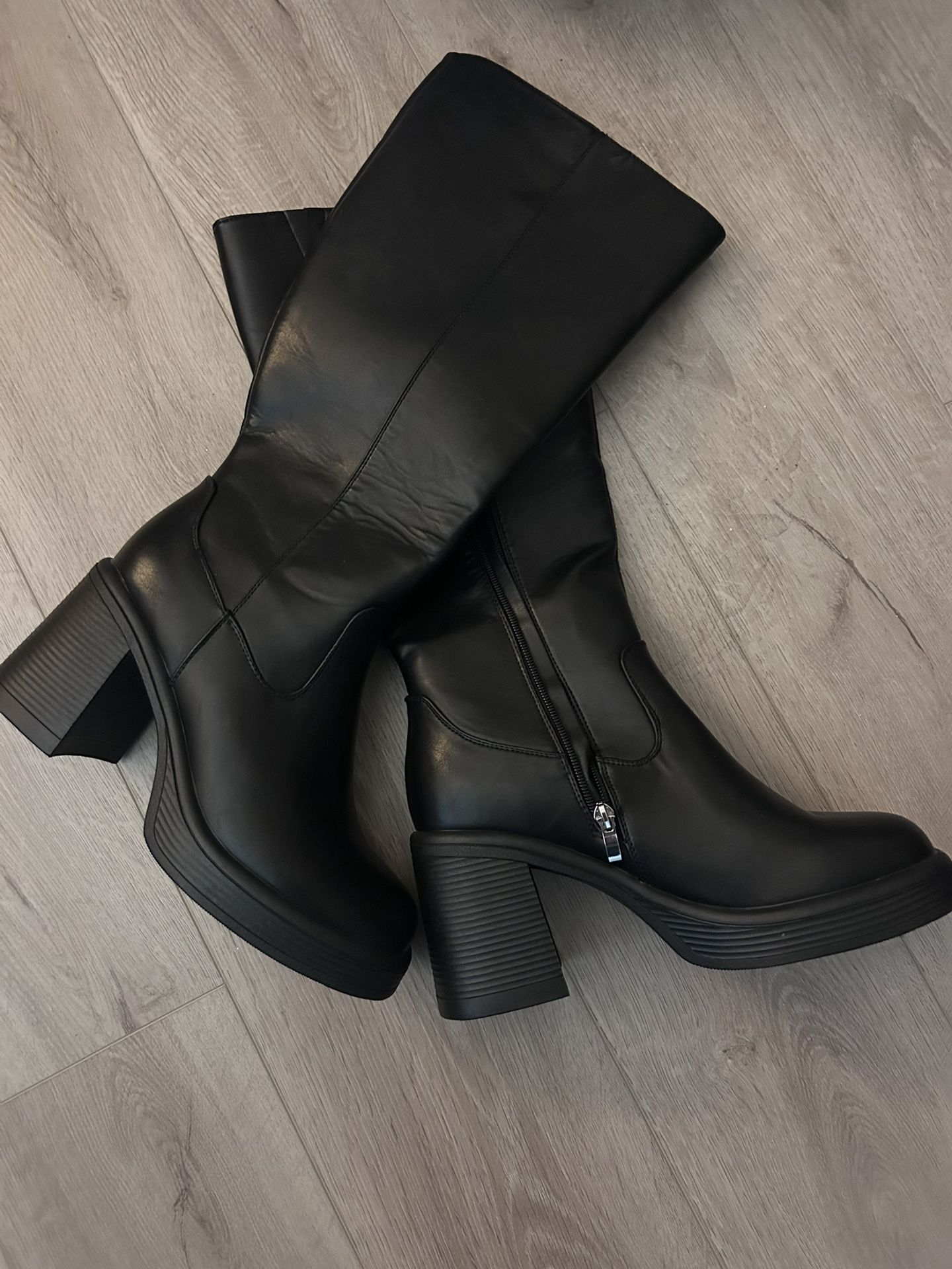JUSTFAB Platform Boots Size 10