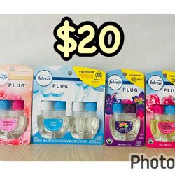 Febreze Plug Bundle 26 mL each