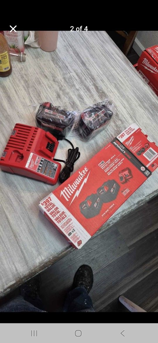 M18 Milwaukee 5.0ah Batteries And Charger, Cargador Y Baterias 5.0 Ah