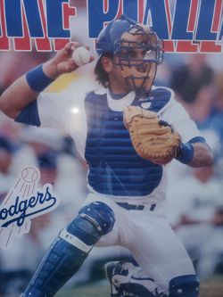 Dodger stadium glass frame 16 / 20 catchers catching Mike piazza MLB hologram frame 16 / 20 only $20 better hurry