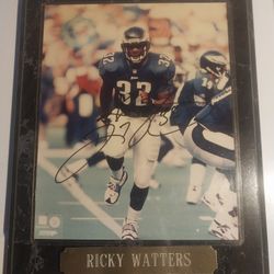 Ricky waters autograph picture