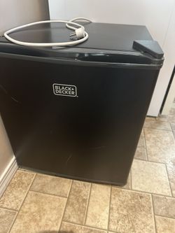 Black Decker Mini Fridge 