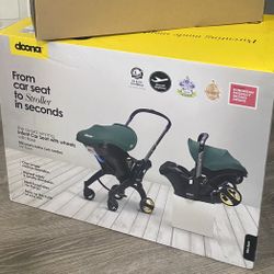 doona Car Seat To Stroller In Seconds it's like black only that in the box it appears in green