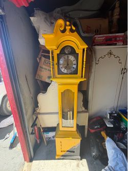 Vintage Tall Grandfather Clock Project – Solid Wood Case – 75” Tall – Price to Sell