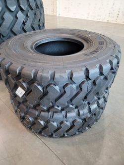 🚜HUGE TIRE SALE ON ALL TIRES  AND RUBBER TRACKS 💥💥ALL MAJOR BRANDS 💥💥ALL SIZES 