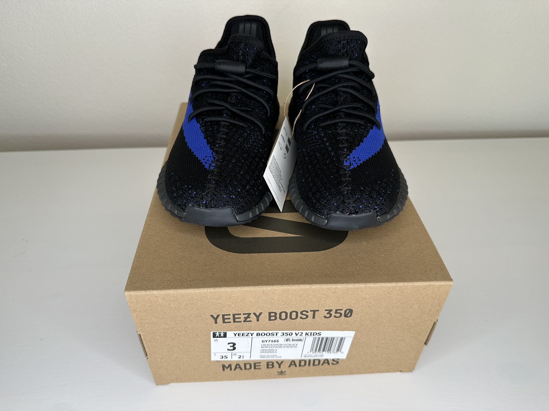 YEEZY 350 V2 DAZZLING BLUE DS NEW KIDS SIZE